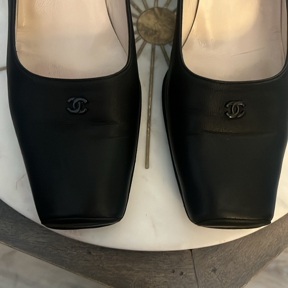 ๐ 1 hour sale. Chanel, size 8, Black Women's Heels - Picture 8 of 13